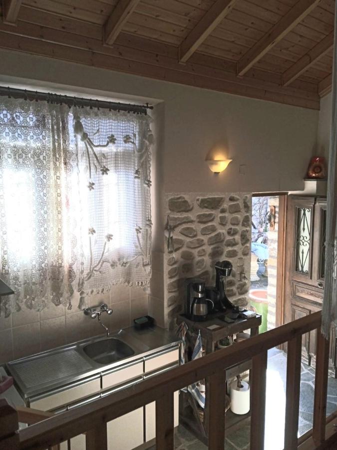 Alexadras Guesthouse Ampelochori Buitenkant foto