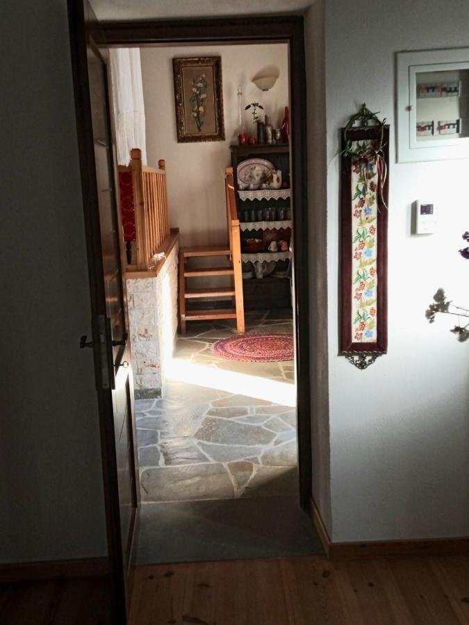 Alexadras Guesthouse Ampelochori Buitenkant foto