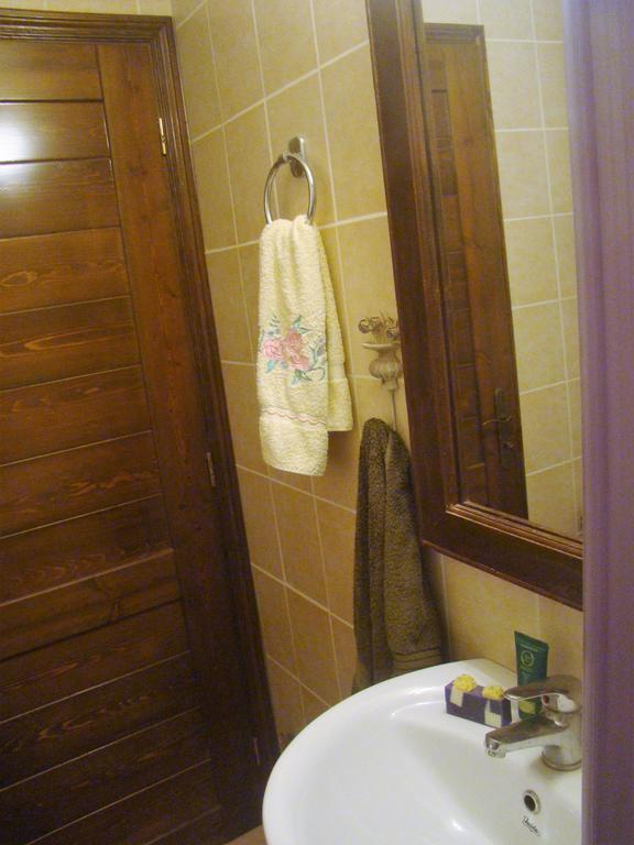 Alexadras Guesthouse Ampelochori Buitenkant foto